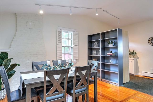 2 Burrs Lane, Providence, RI 02904
