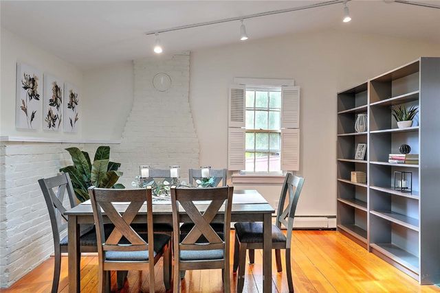 2 Burrs Lane, Providence, RI 02904