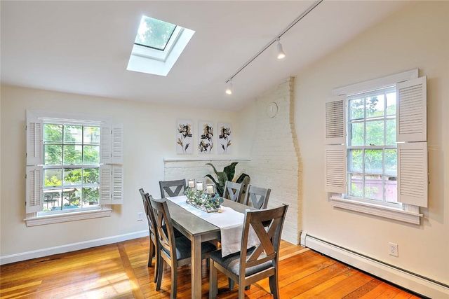 2 Burrs Lane, Providence, RI 02904