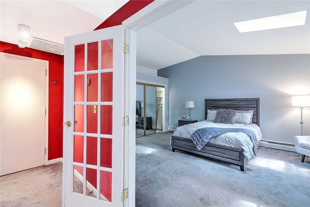 2 Burrs Lane, Providence, RI 02904