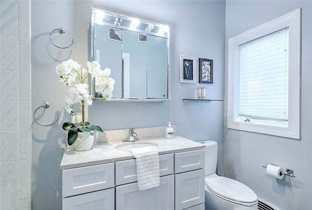 2 Burrs Lane, Providence, RI 02904