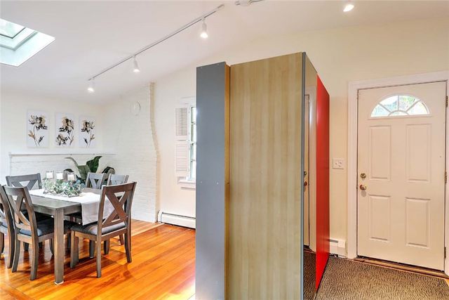2 Burrs Lane, Providence, RI 02904