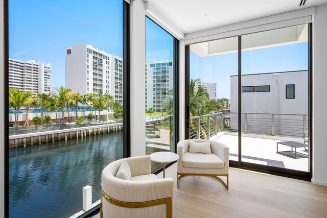 1650 E Terra Mar Drive, Lauderdale-By-The-Sea, Lauderdale By The Sea, FL 33062