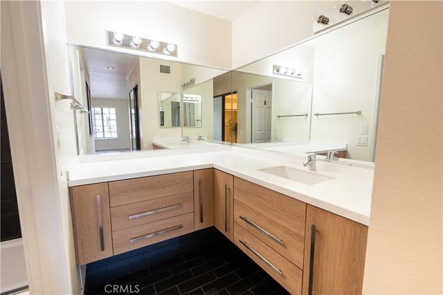 3665 S Bear K, Santa Ana, CA 92704
