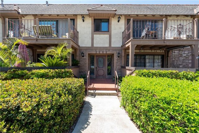 3665 S Bear K, Santa Ana, CA 92704