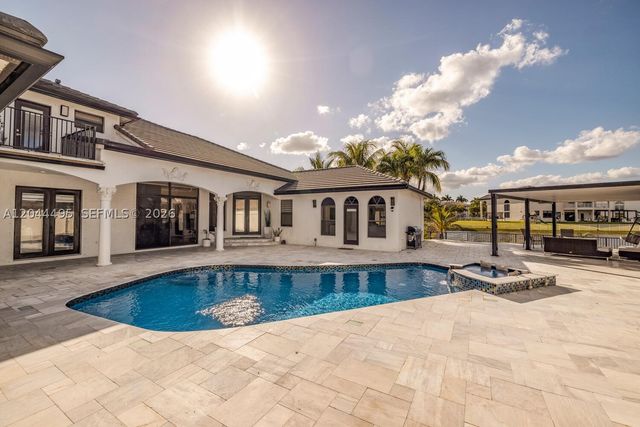 3910 SW 186th Ter, Miramar, FL 33029