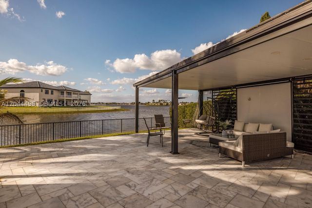3910 SW 186th Ter, Miramar, FL 33029