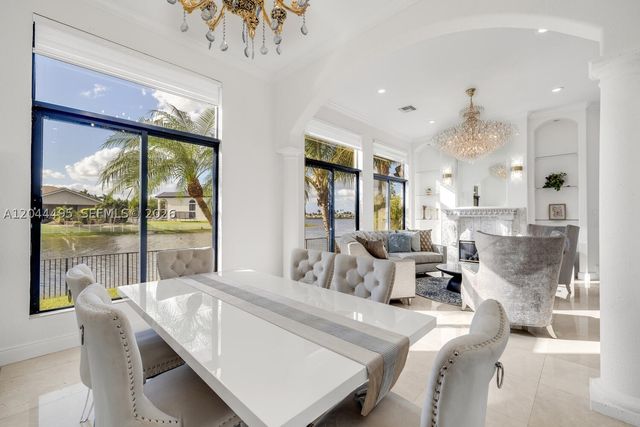 3910 SW 186th Ter, Miramar, FL 33029