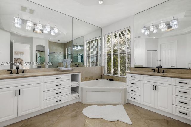 3910 SW 186th Ter, Miramar, FL 33029
