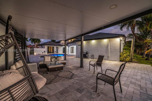 3910 SW 186th Ter, Miramar, FL 33029