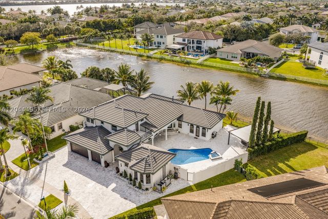 3910 SW 186th Ter, Miramar, FL 33029