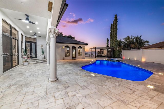 3910 SW 186th Ter, Miramar, FL 33029