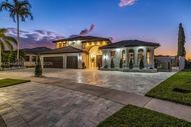 3910 SW 186th Ter, Miramar, FL 33029