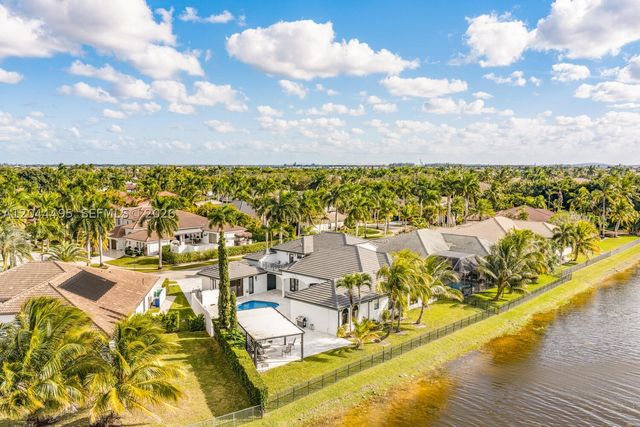 3910 SW 186th Ter, Miramar, FL 33029