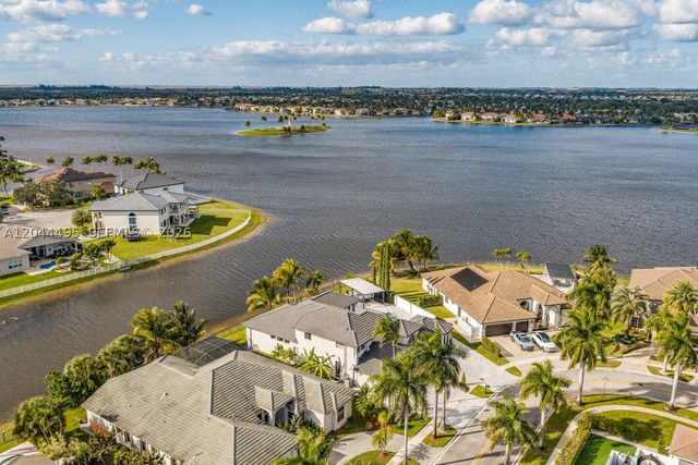 3910 SW 186th Ter, Miramar, FL 33029