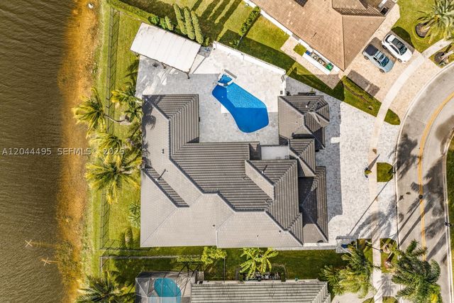 3910 SW 186th Ter, Miramar, FL 33029
