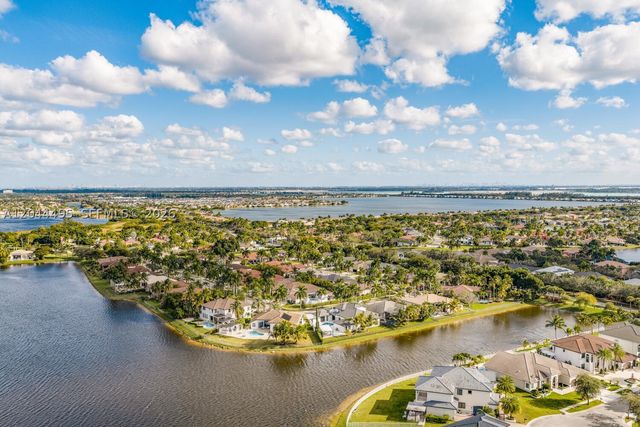 3910 SW 186th Ter, Miramar, FL 33029