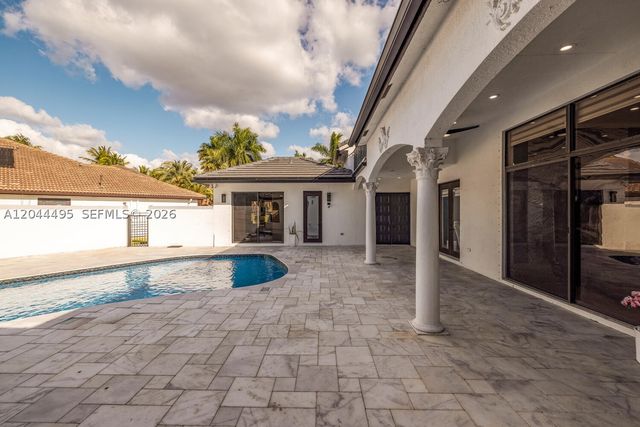 3910 SW 186th Ter, Miramar, FL 33029