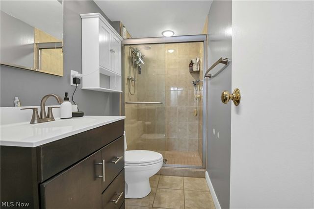 12500 Edgewater Drive 1603, Lakewood, OH 44107