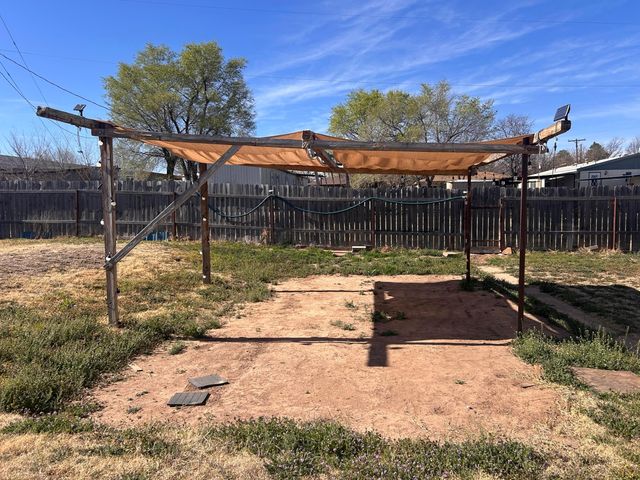 613 N 7th Street, Canadian, TX 79014