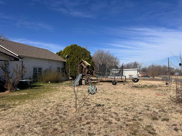 613 N 7th Street, Canadian, TX 79014