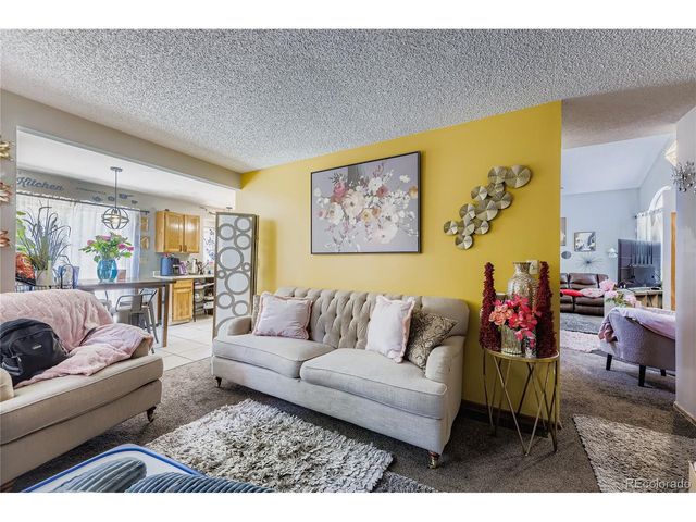 6777 W Mexico Pl, Lakewood, CO 80232