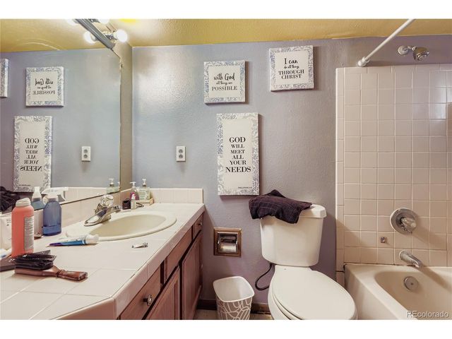 6777 W Mexico Pl, Lakewood, CO 80232