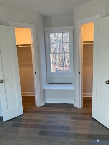 801 Vernon St, Farmville, VA 23901