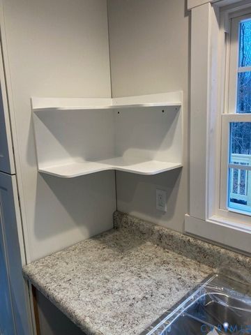 801 Vernon St, Farmville, VA 23901