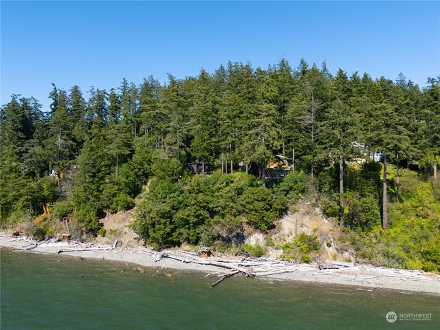 9758 Golden View Trail, La Conner, WA 98257