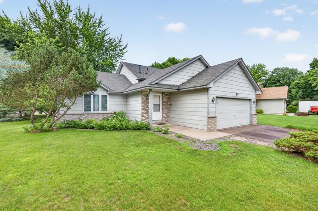 212 126th Avenue NW, Coon Rapids, MN 55448