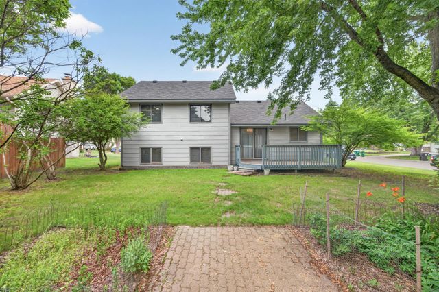 212 126th Avenue NW, Coon Rapids, MN 55448