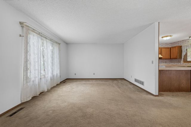 212 126th Avenue NW, Coon Rapids, MN 55448