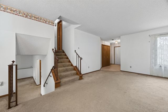 212 126th Avenue NW, Coon Rapids, MN 55448