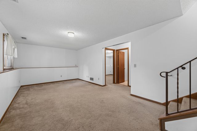 212 126th Avenue NW, Coon Rapids, MN 55448