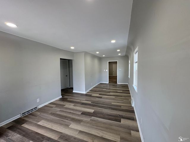13910 Couwlier Avenue, Warren, MI 48089