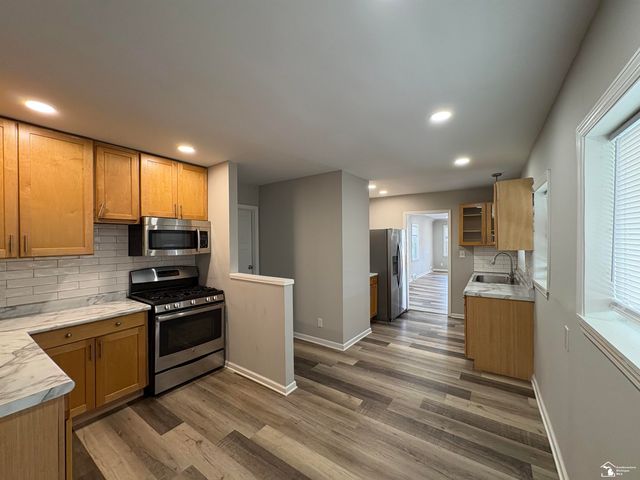 13910 Couwlier Avenue, Warren, MI 48089