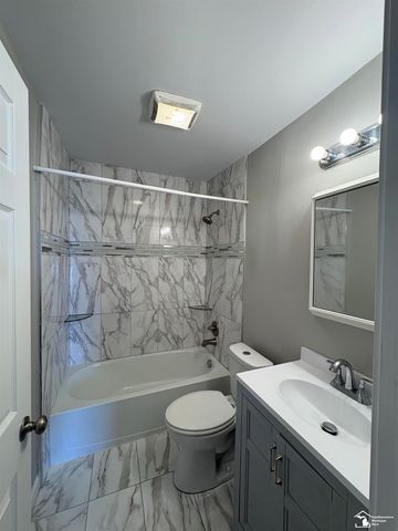 13910 Couwlier Avenue, Warren, MI 48089