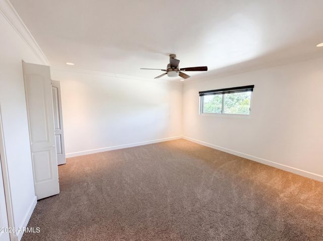 2244 E NICOLET Avenue, Phoenix, AZ 85020