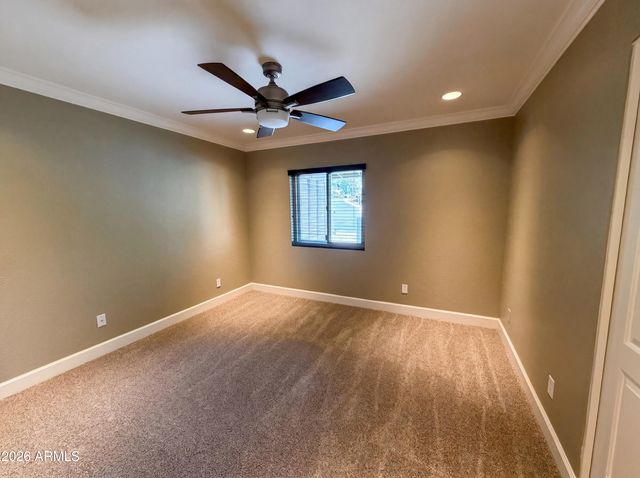 2244 E NICOLET Avenue, Phoenix, AZ 85020
