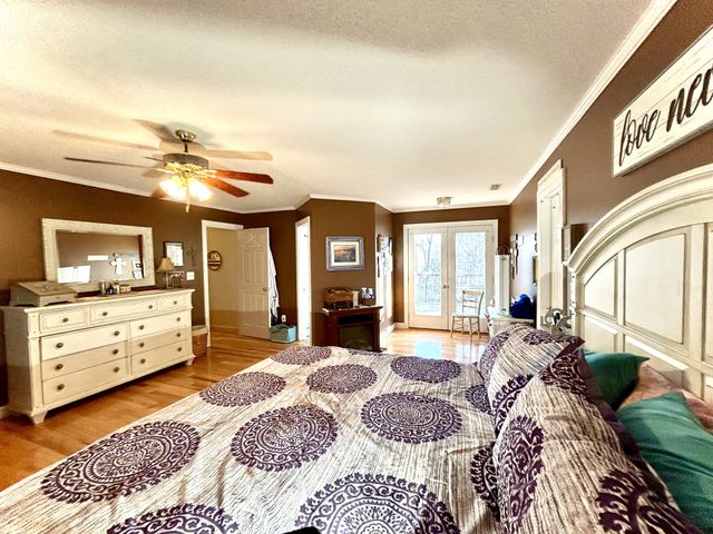 365 Coopers Cv, Lynchburg, TN 37352