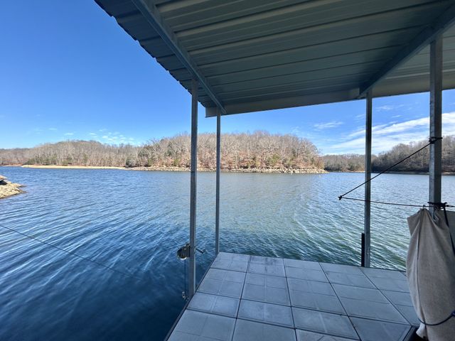 365 Coopers Cv, Lynchburg, TN 37352