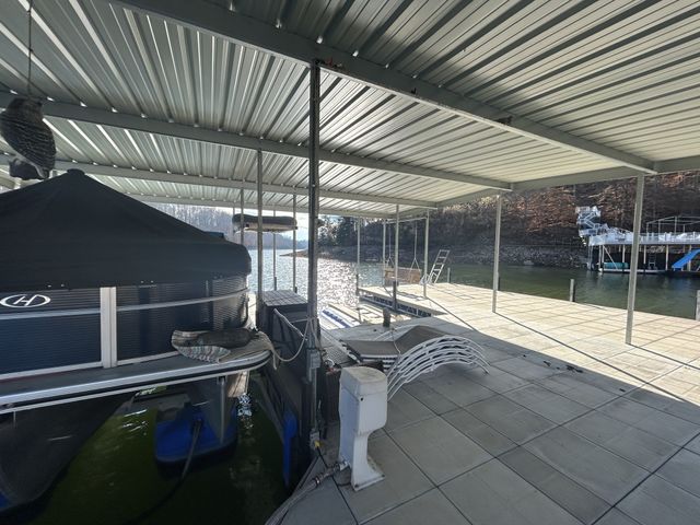 365 Coopers Cv, Lynchburg, TN 37352