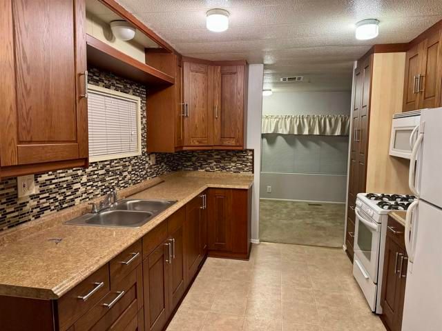 1925 Otay Lakes Rd 39, Chula Vista, CA 91913