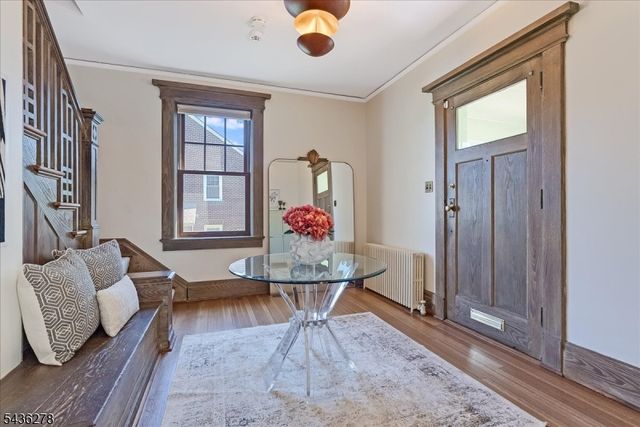 53 Bowdoin St, Maplewood Twp., NJ 07040