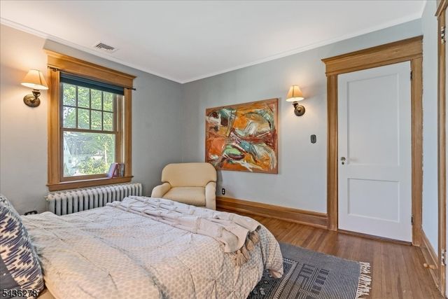 53 Bowdoin St, Maplewood Twp., NJ 07040