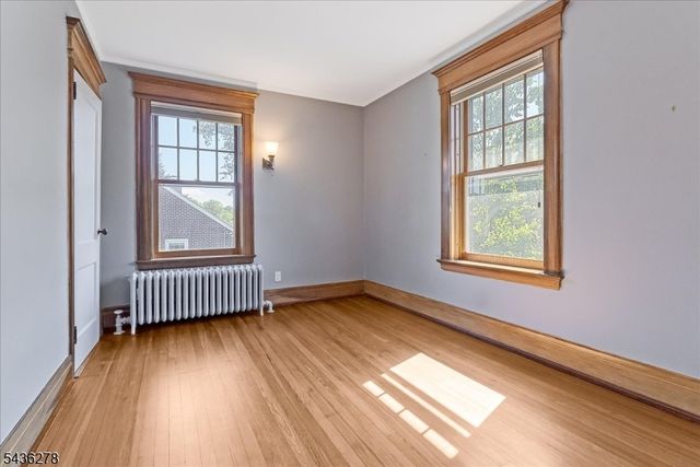 53 Bowdoin St, Maplewood Twp., NJ 07040