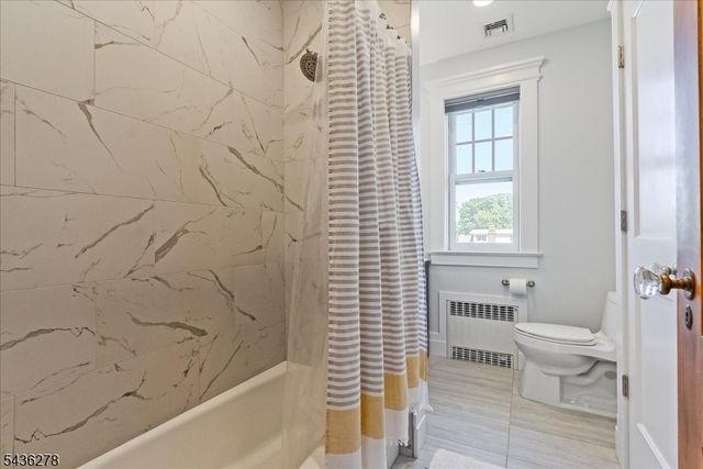 53 Bowdoin St, Maplewood Twp., NJ 07040