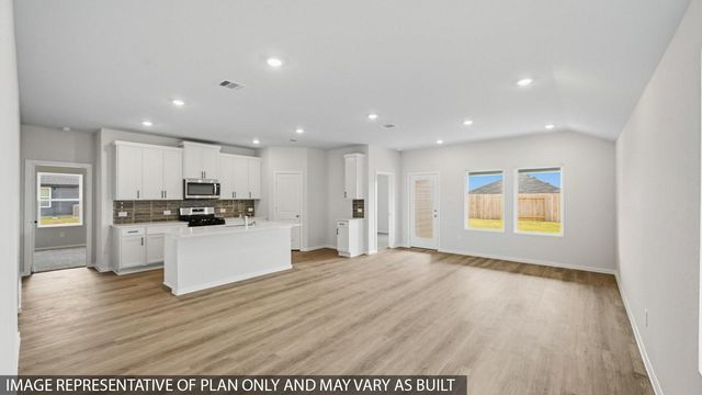 16506 Pinecone Grove Lane, Magnolia, TX 77355
