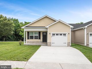 564 GREAT OAK CT, Woodstock, VA 22664